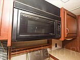 2011 Fleetwood Bounder Classic Photo #16