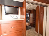 2011 Fleetwood Bounder Classic Photo #19