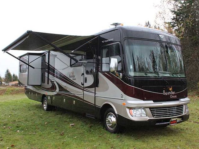 14 Fleetwood Bounder Classic