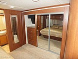 2011 Fleetwood Bounder Classic Photo #10