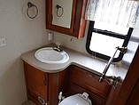 2005 Fleetwood Bounder Diesel Photo #12