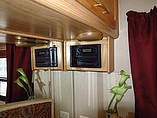 2001 Fleetwood Bounder Diesel Photo #46