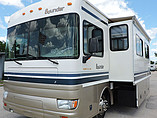 2002 Fleetwood Bounder Diesel Photo #2