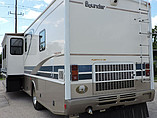 2002 Fleetwood Bounder Diesel Photo #11