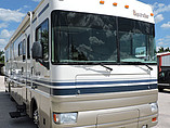 2002 Fleetwood Bounder Diesel Photo #23