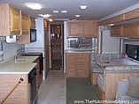 2001 Fleetwood Bounder Diesel Photo #11