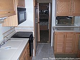 2001 Fleetwood Bounder Diesel Photo #15