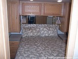 2001 Fleetwood Bounder Diesel Photo #17