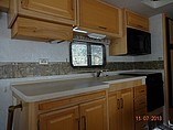 2002 Fleetwood Bounder Diesel Photo #5