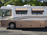 2000 Fleetwood Bounder Diesel Photo #2