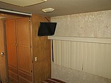2000 Fleetwood Bounder Photo #11
