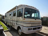 1992 Fleetwood Bounder Photo #3