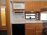 1995 Fleetwood Coronado Photo #11