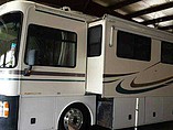 2000 Fleetwood Discovery Photo #8