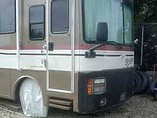 2000 Fleetwood Discovery Photo #2