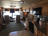 2003 Fleetwood Discovery Photo #5