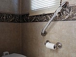 2006 Fleetwood Discovery Photo #13