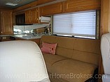 1999 Fleetwood Discovery Photo #12
