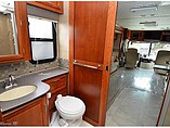 2007 Fleetwood Discovery Photo #10