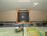 1997 Fleetwood Discovery Photo #10