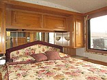 1997 Fleetwood Discovery Photo #12