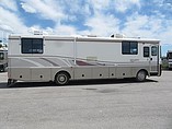 1998 Fleetwood Discovery Photo #6
