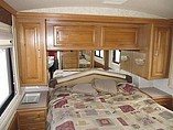 1998 Fleetwood Discovery Photo #15