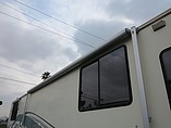 1996 Fleetwood Discovery Photo #16