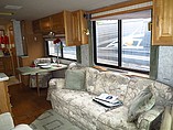 1996 Fleetwood Discovery Photo #18