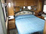 1996 Fleetwood Discovery Photo #32