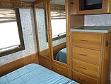 1996 Fleetwood Discovery Photo #35