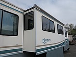 1999 Fleetwood Discovery Photo #3