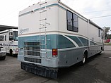 1999 Fleetwood Discovery Photo #7