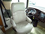 1999 Fleetwood Discovery Photo #30