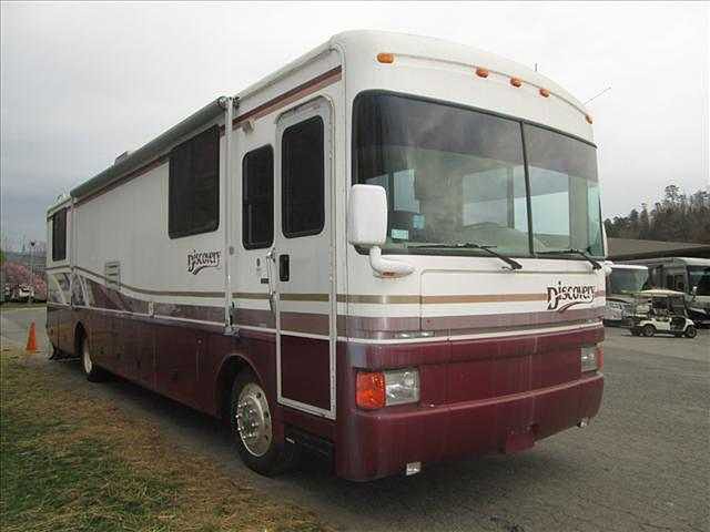 1997 Fleetwood Discovery Photo