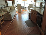 1999 Fleetwood Discovery Photo #16