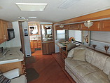 1999 Fleetwood Discovery Photo #21