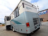 2000 Fleetwood Discovery Photo #4