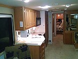 2000 Fleetwood Discovery Photo #3