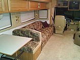 2000 Fleetwood Discovery Photo #5