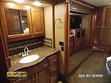2015 Fleetwood Discovery Photo #24