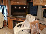 2015 Fleetwood Discovery Photo #26