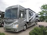 2015 Fleetwood Discovery Photo #9