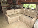 2015 Fleetwood Discovery Photo #15