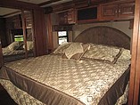 2015 Fleetwood Discovery Photo #26