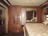 2015 Fleetwood Discovery Photo #27