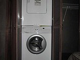 2015 Fleetwood Discovery Photo #29