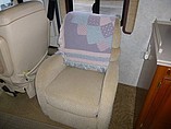 2002 Fleetwood Discovery Photo #8