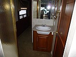 2002 Fleetwood Discovery Photo #10