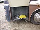 2002 Fleetwood Discovery Photo #13